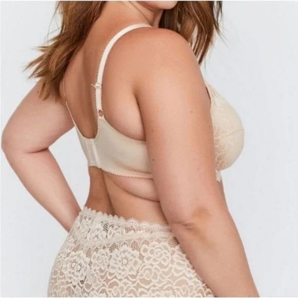 Deesse Femme Couture Nude Beige Lace Underwire Unpadded Bra size 42H Lot of 2 - Picture 2 of 9